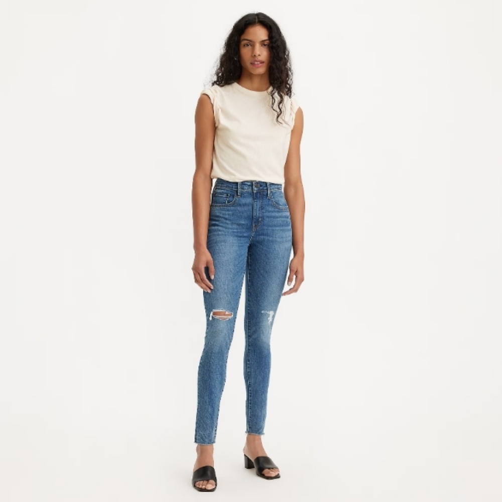 Levi’s 721 high rise skinny jean indigo destructed medium wash Size 28 long nwt
